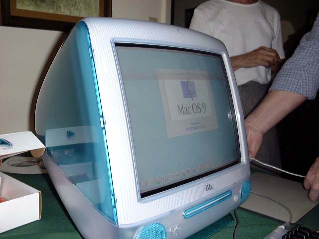 Brooke's iMac (Cool).jpg