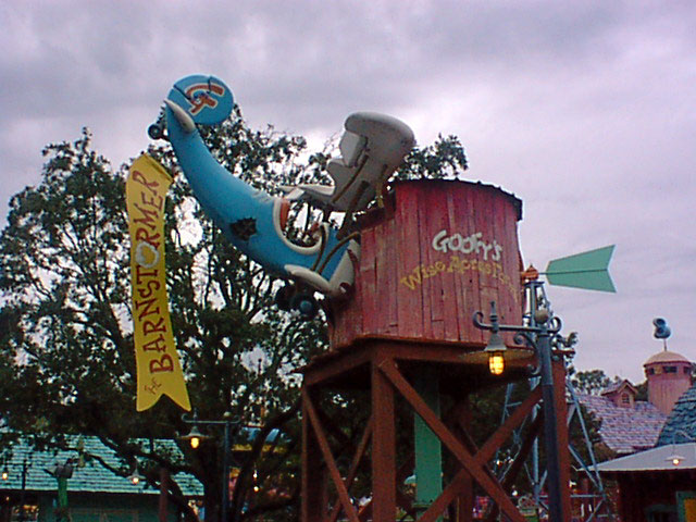 Barnstormer Coaster 1.jpg