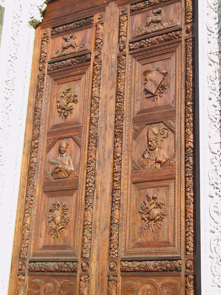 doors_to_santa_croce