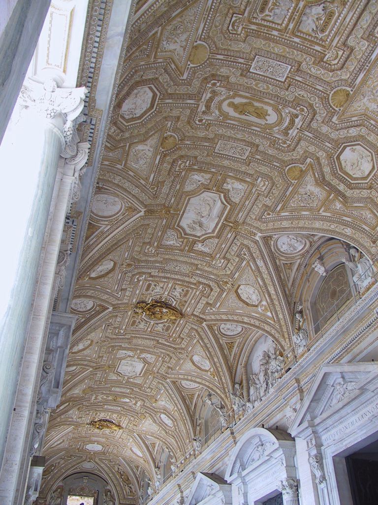 basilica_ceiling_entrance
