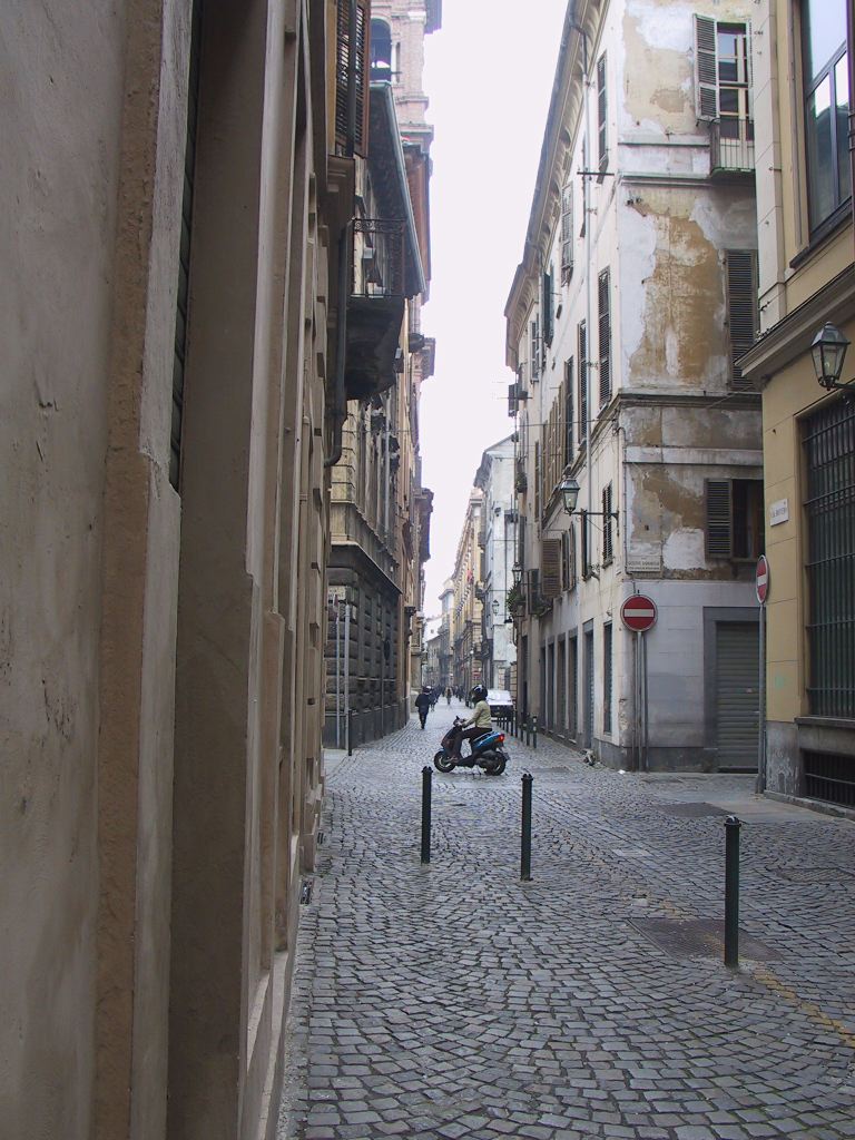 street_near_garibaldi