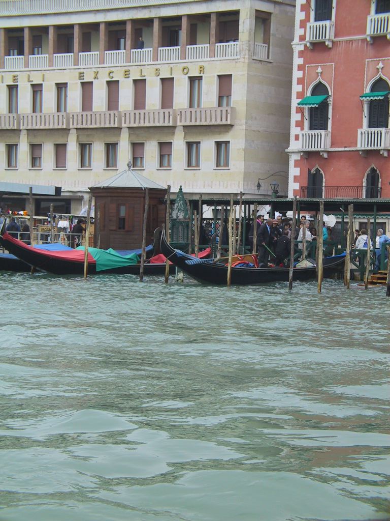 gondolas